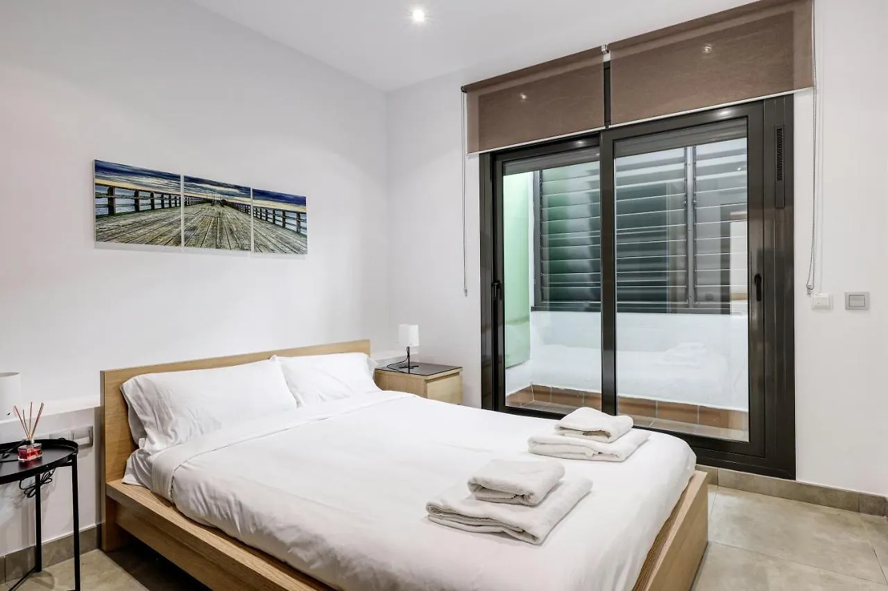 Urban Flats Vallirana Barcelona Apartment
