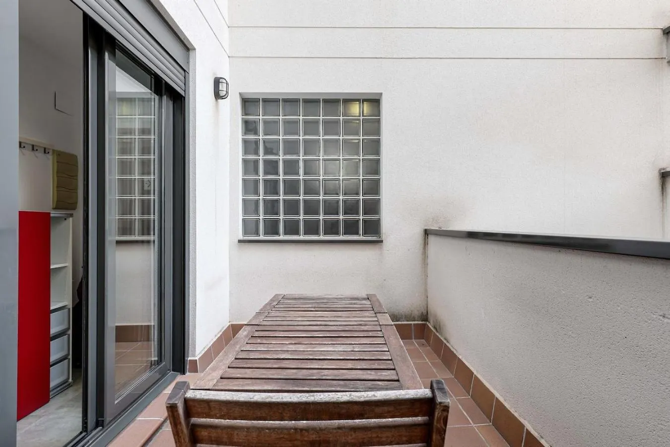 Urban Flats Vallirana Barcelona Apartment