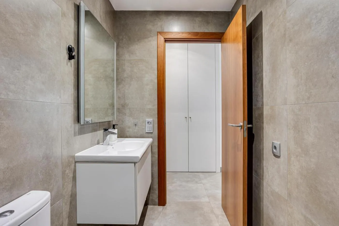 Apartment Urban Flats Vallirana Barcelona Spain